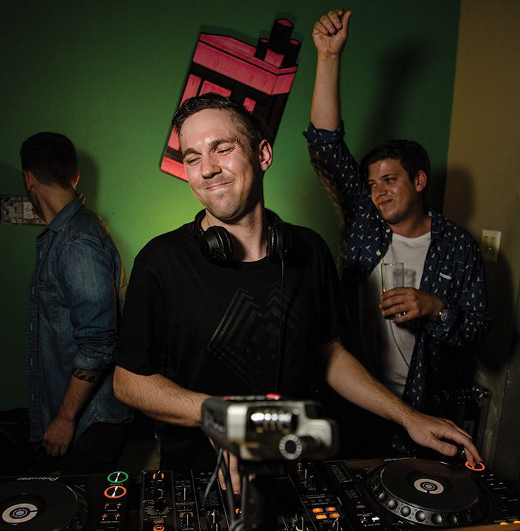 iLounge Atlanta: The New Pulse of Independent Music and Nightlife