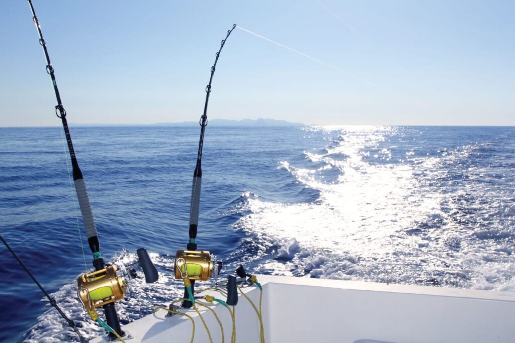 Across Asia-Pacific Waters: Big Fish MC Call Stories from China, Australia, and Singapore Lakes and Seas